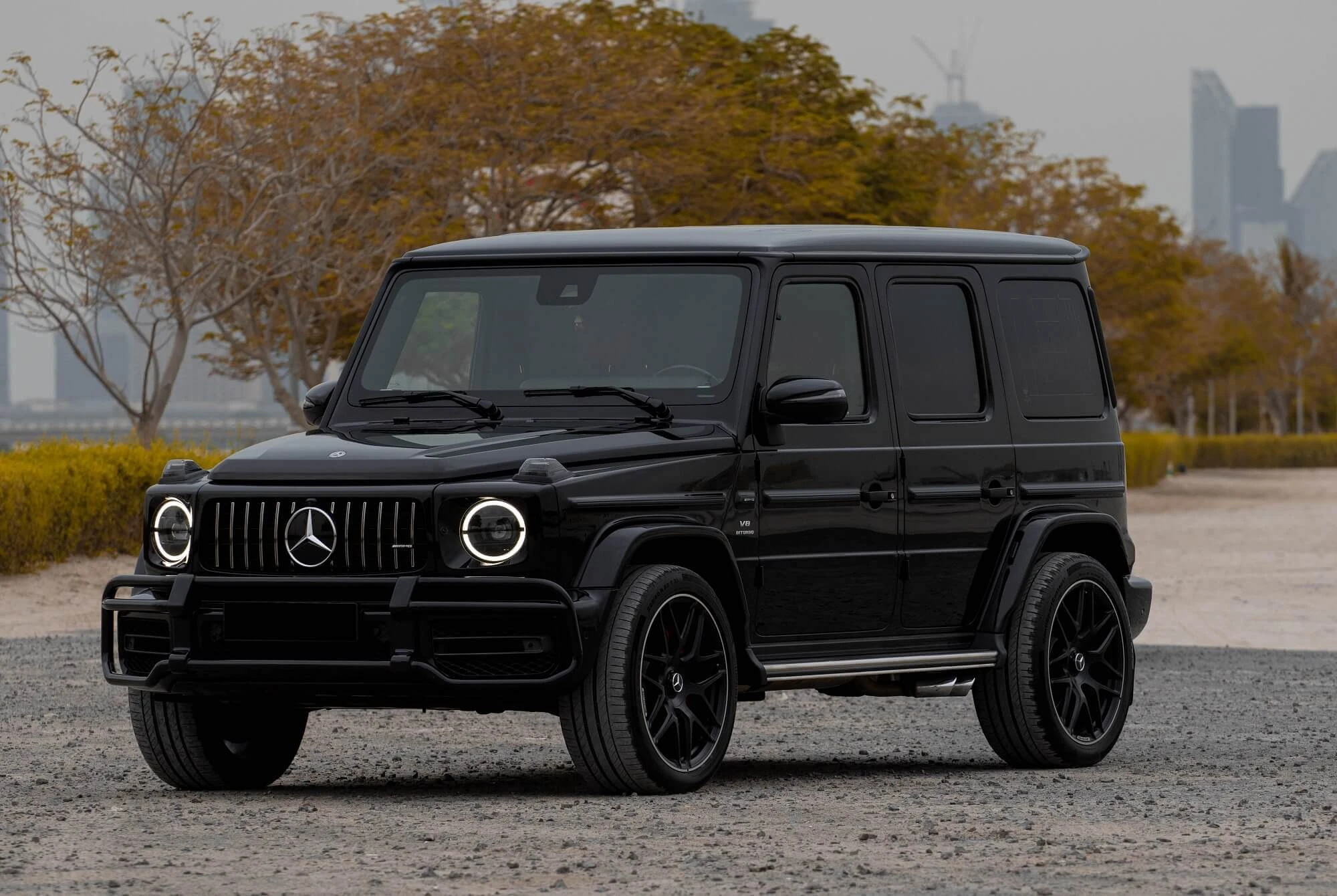 mercedes-benz-g63-black-1