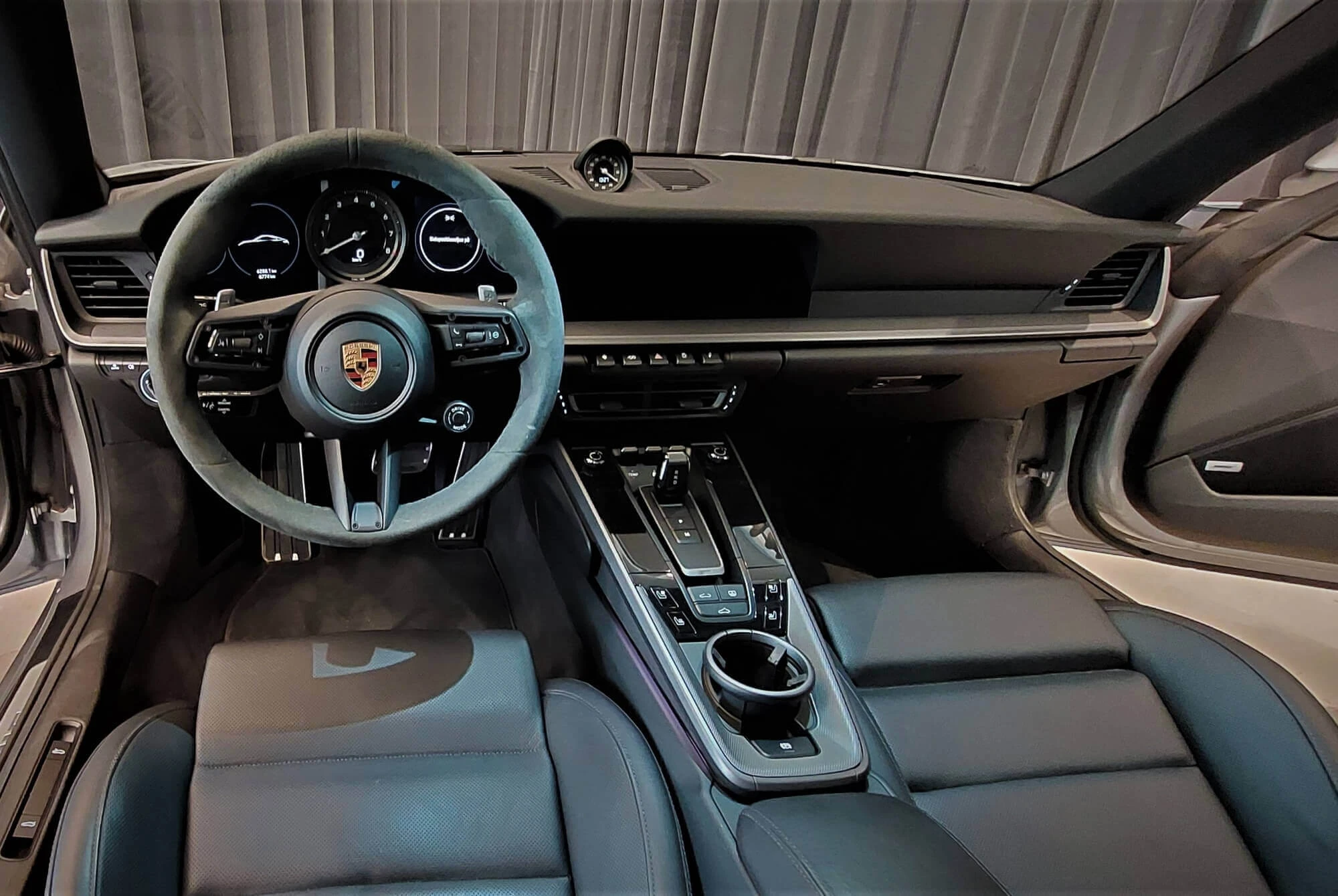 porsche-911-silver-6