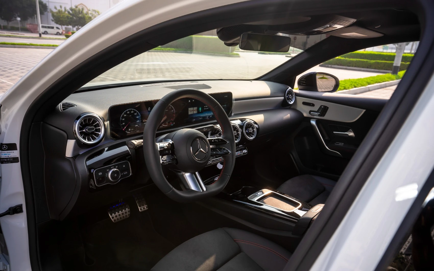 white_mercedes-a_2025_24397_bcf6e002095d7038c43a415e9cc8d9c1